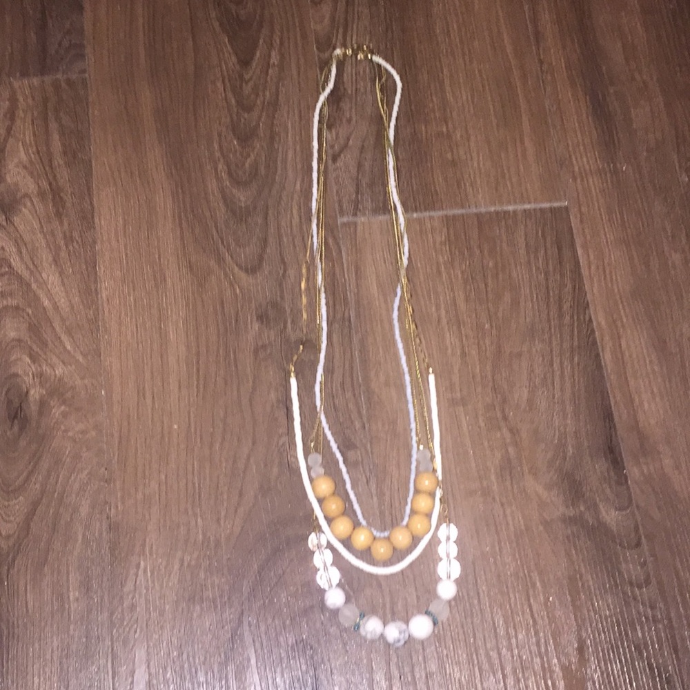 Loft accent necklace